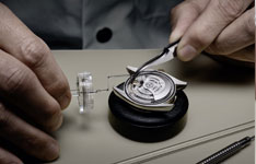 劳力士男表需要电池吗