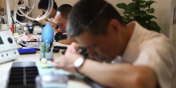 武汉劳力士官方授权服务中心-武汉售后维修服务中心